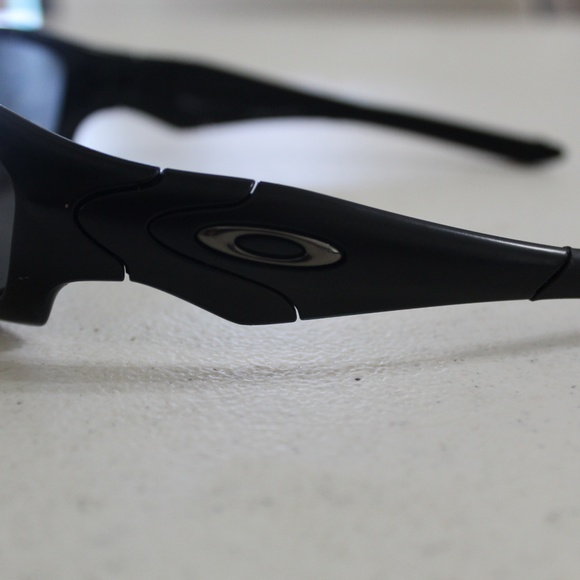 Oakley Straight Jacket Polarized Sunglasses - Picture 4 of 8